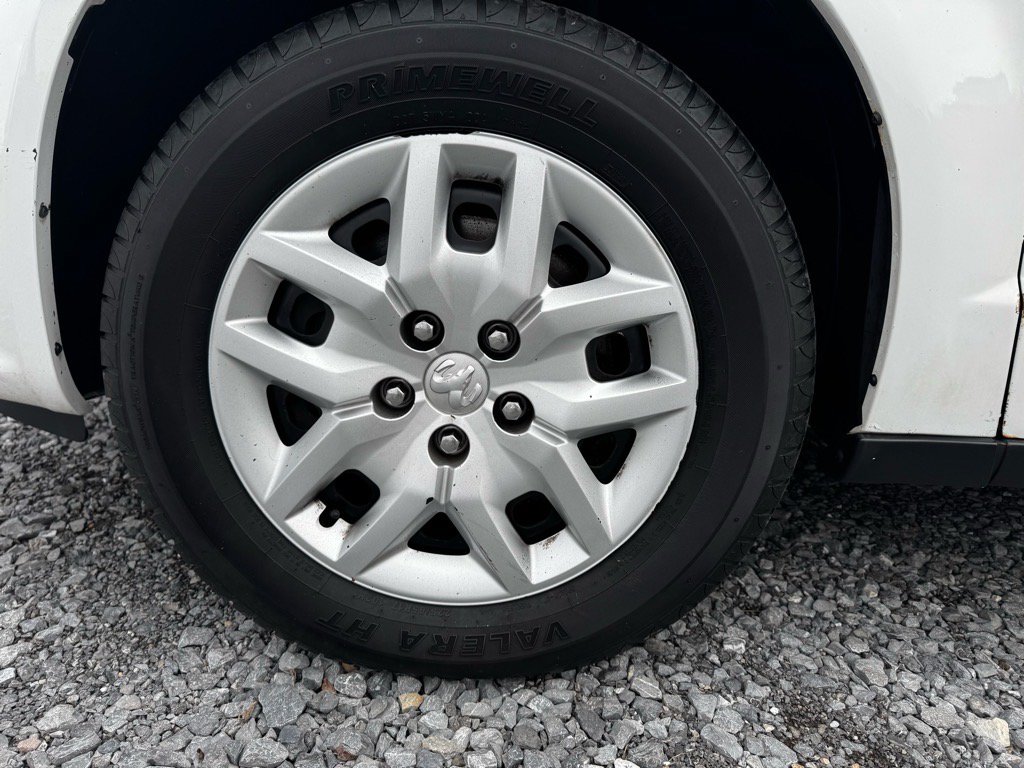 Used 2015 RAM C/V Tradesman FWD image 7