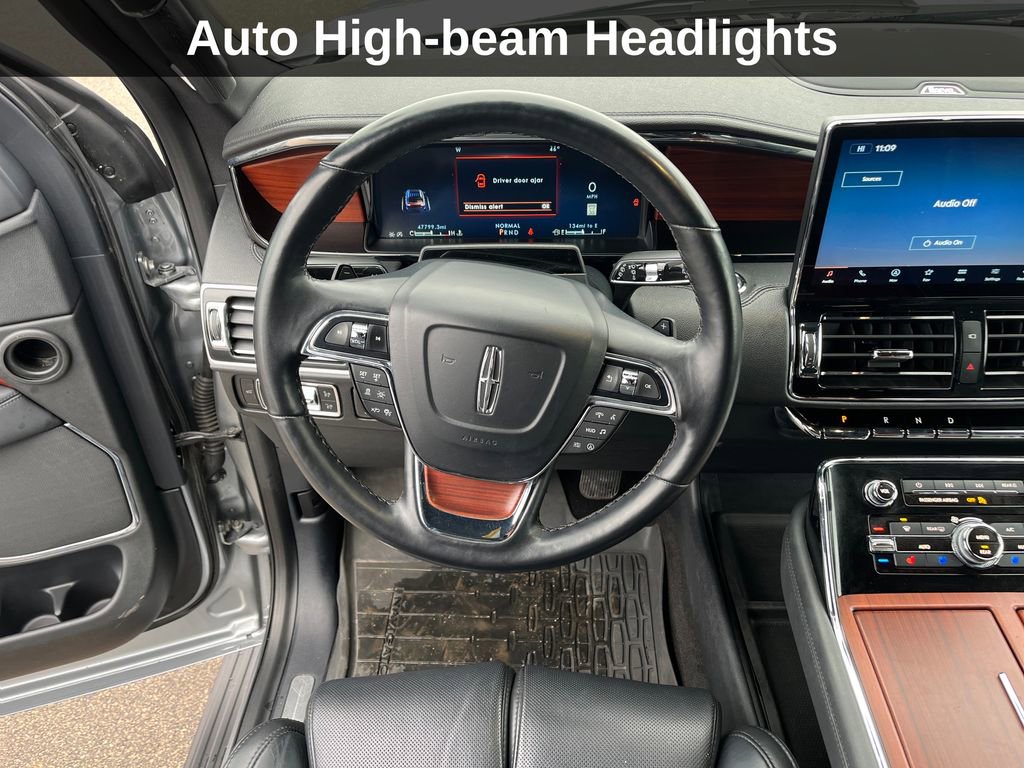 Used 2022 Lincoln Navigator Reserve image 19