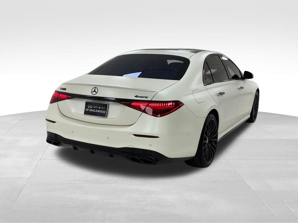 Used 2022 Mercedes-Benz S 580 4MATIC Sedan w/ AMG Line Package image 7