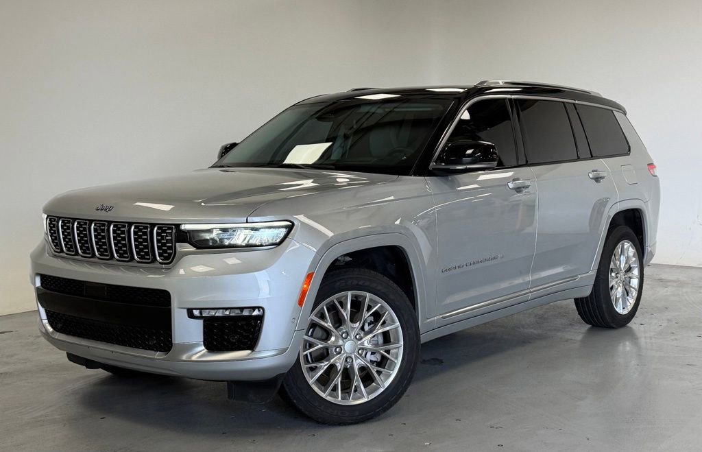 Used 2021 Jeep Grand Cherokee L Summit w/ Advanced Protech Group IV image 1