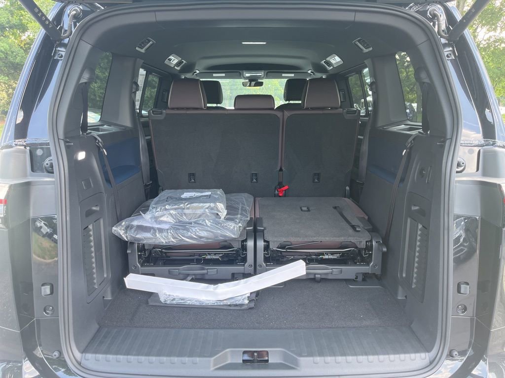 New 2025 Volkswagen ID. Buzz Pro S image 13