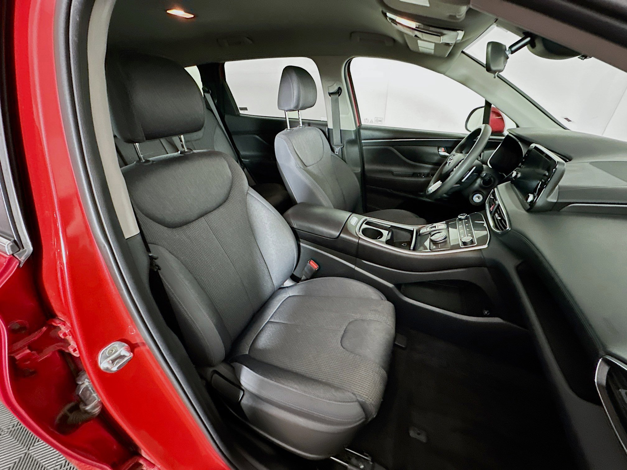 Used 2021 Hyundai Santa Fe SE image 29