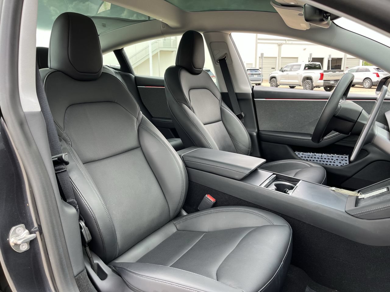Used 2024 Tesla Model 3 Standard Range RWD image 22
