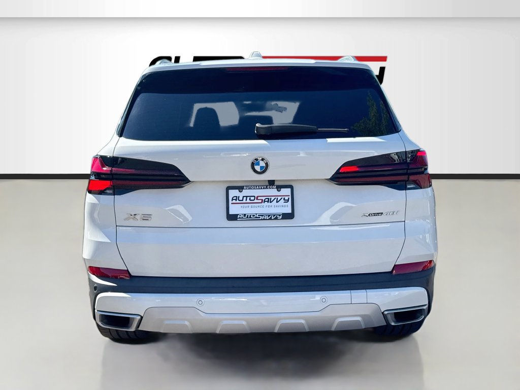 Used 2024 BMW X5 xDrive40i w/ Parking Assistance Package AWD/4WD image 6