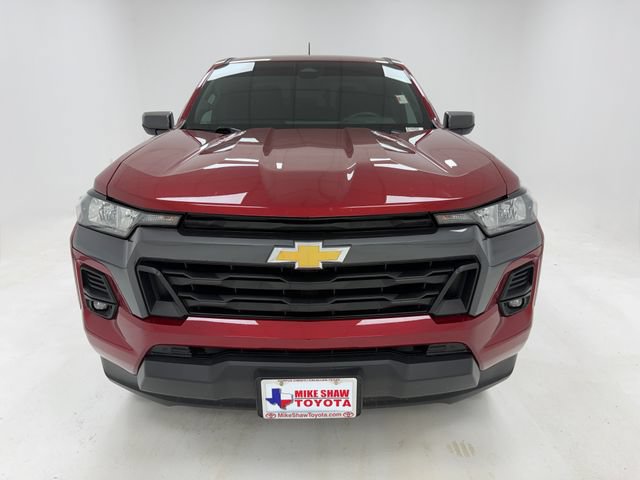 Used 2024 Chevrolet Colorado LT w/ LT Convenience Package RWD image 3