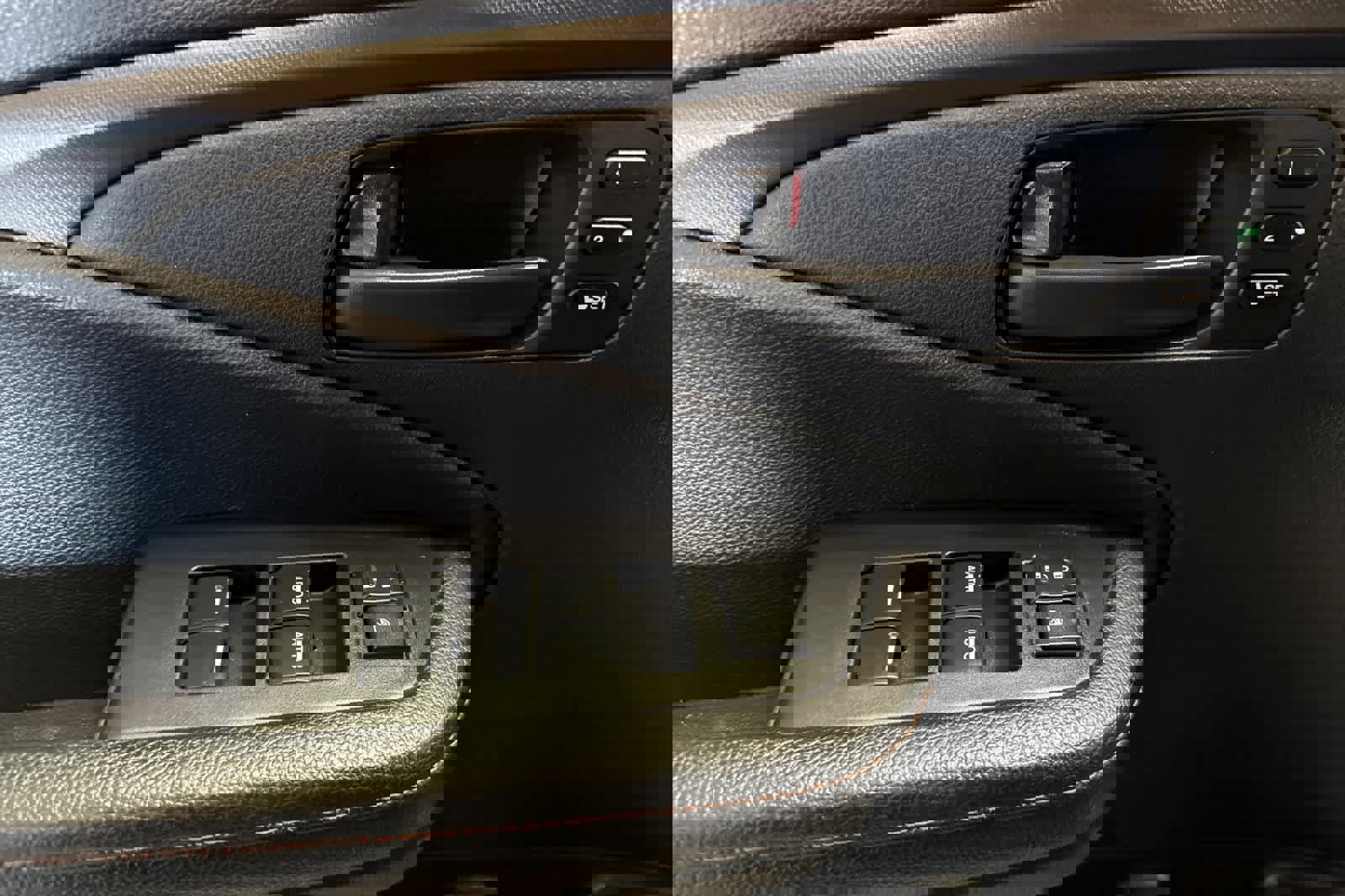 Used 2025 Honda Ridgeline TrailSport image 10