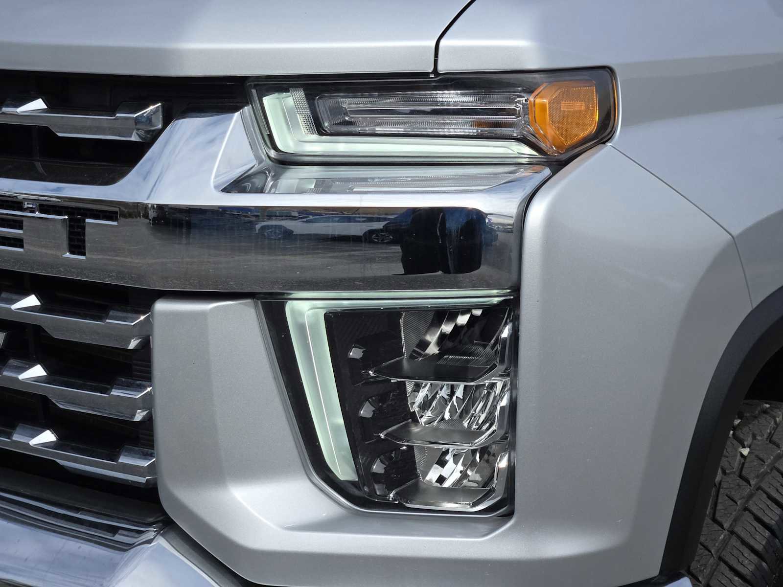 Certified 2022 Chevrolet Silverado 3500 LTZ w/ LTZ Texas Edition image 9