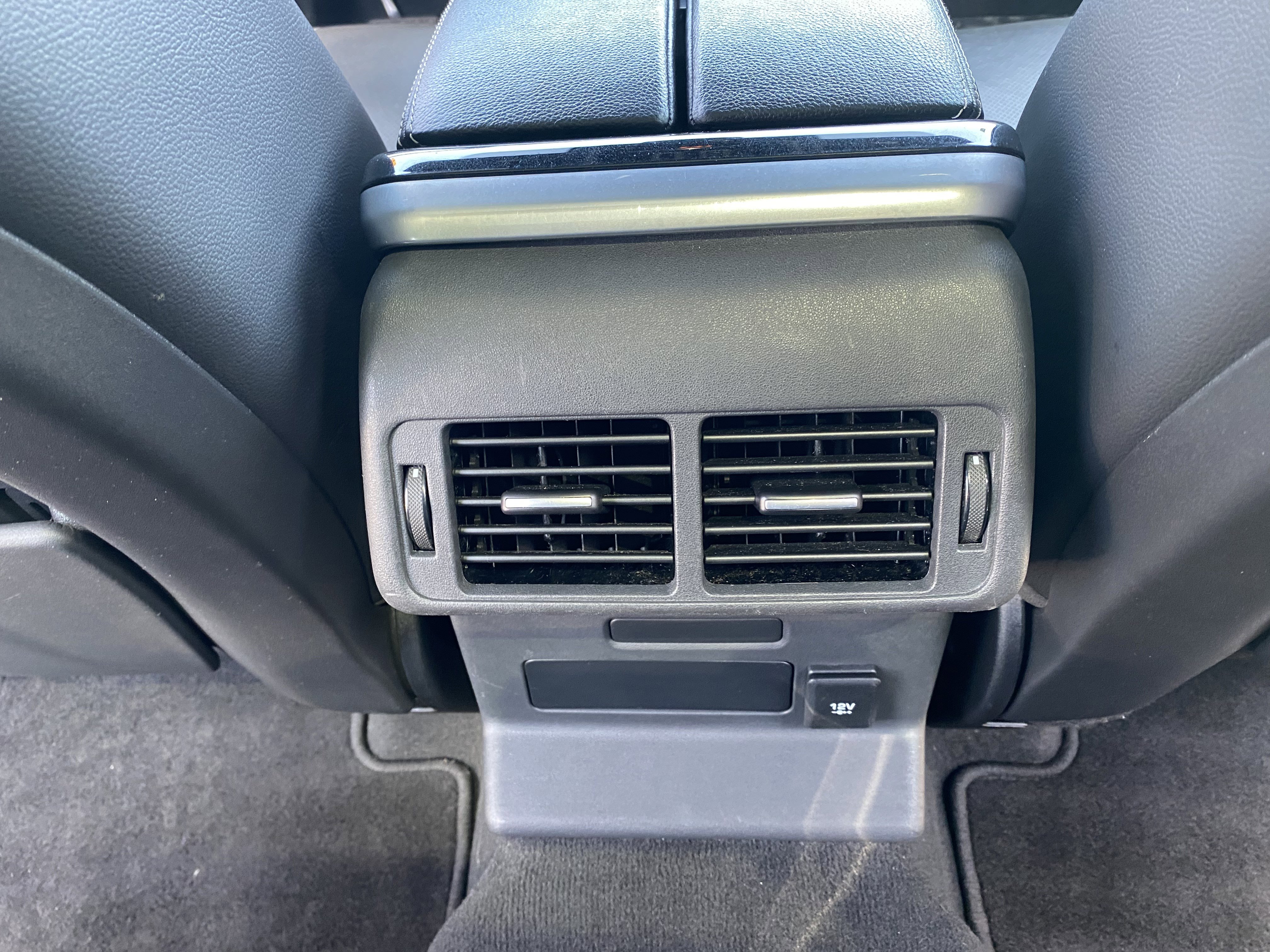 Used 2021 Land Rover Range Rover Velar S AWD/4WD image 17