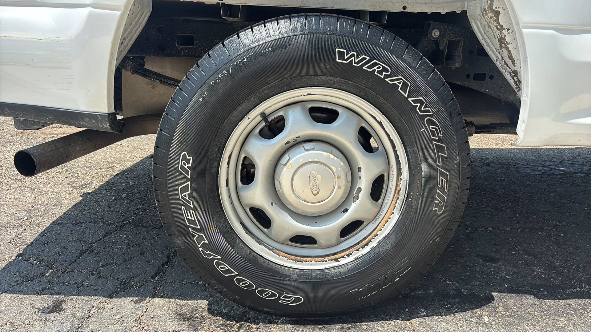 Used 2019 Ford F150 XL w/ XL Power Equipment Group AWD/4WD image 8