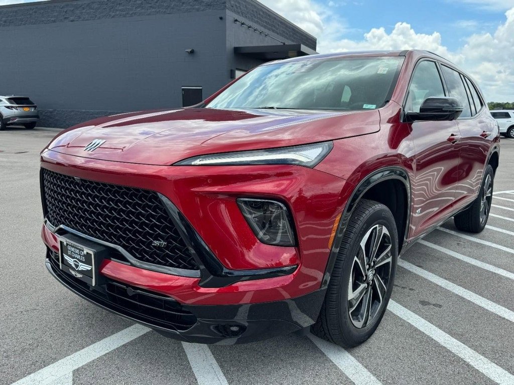 Used 2025 Buick Enclave Sport Touring w/ Power Package image 8