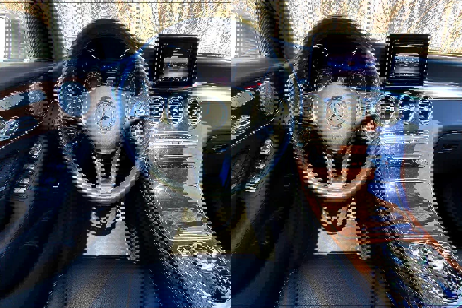 Certified 2019 Mercedes-Benz GLC 300 4MATIC image 6