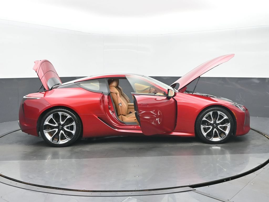 Used 2018 Lexus LC 500 Coupe w/ Performance Package RWD image 36