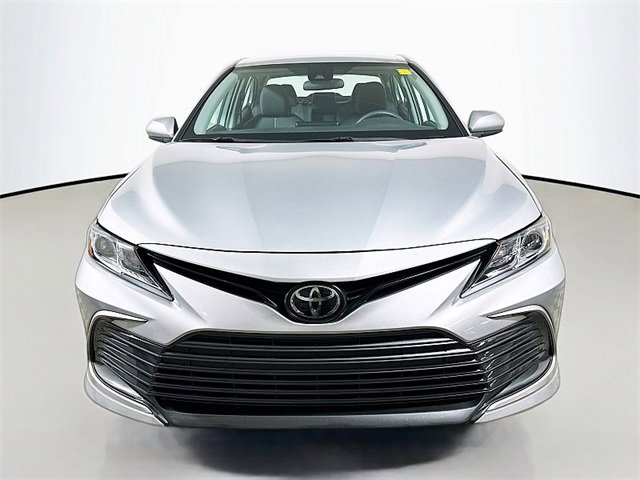 Used 2023 Toyota Camry LE FWD image 2