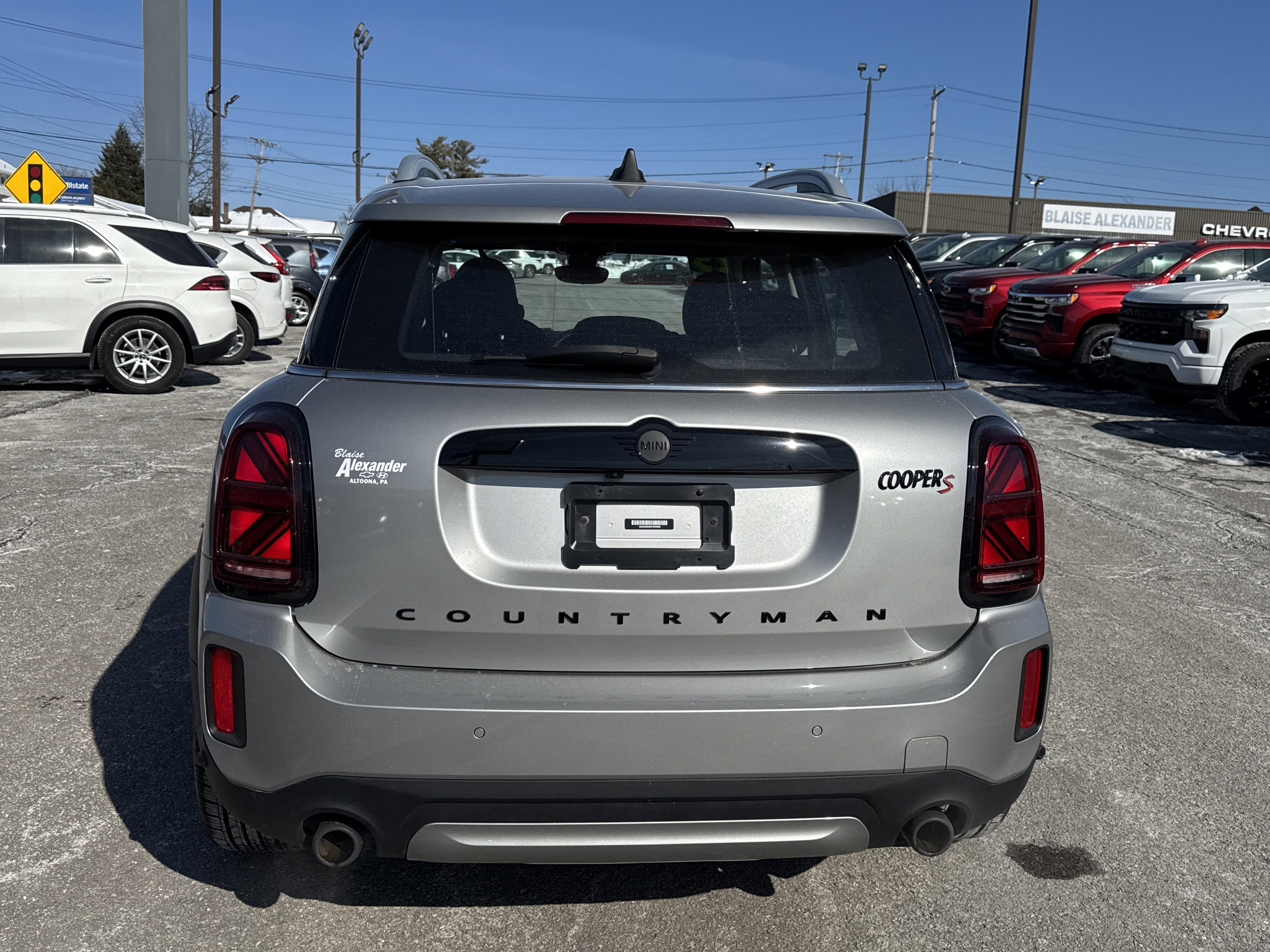 Used 2023 MINI Cooper Countryman S video 4