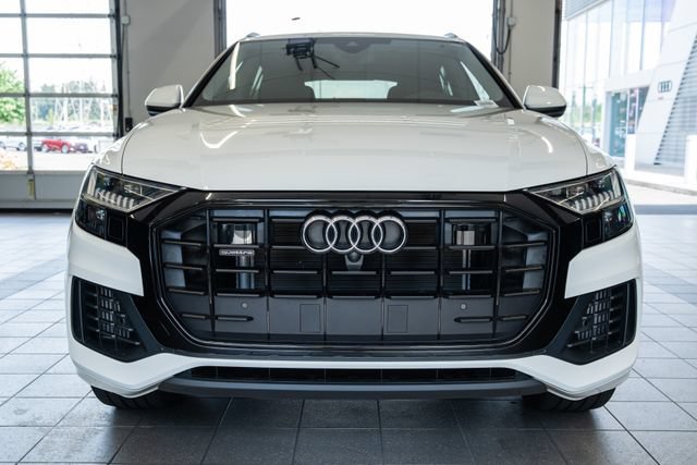 Used 2023 Audi Q8 Premium w/ Convenience Package AWD/4WD image 2