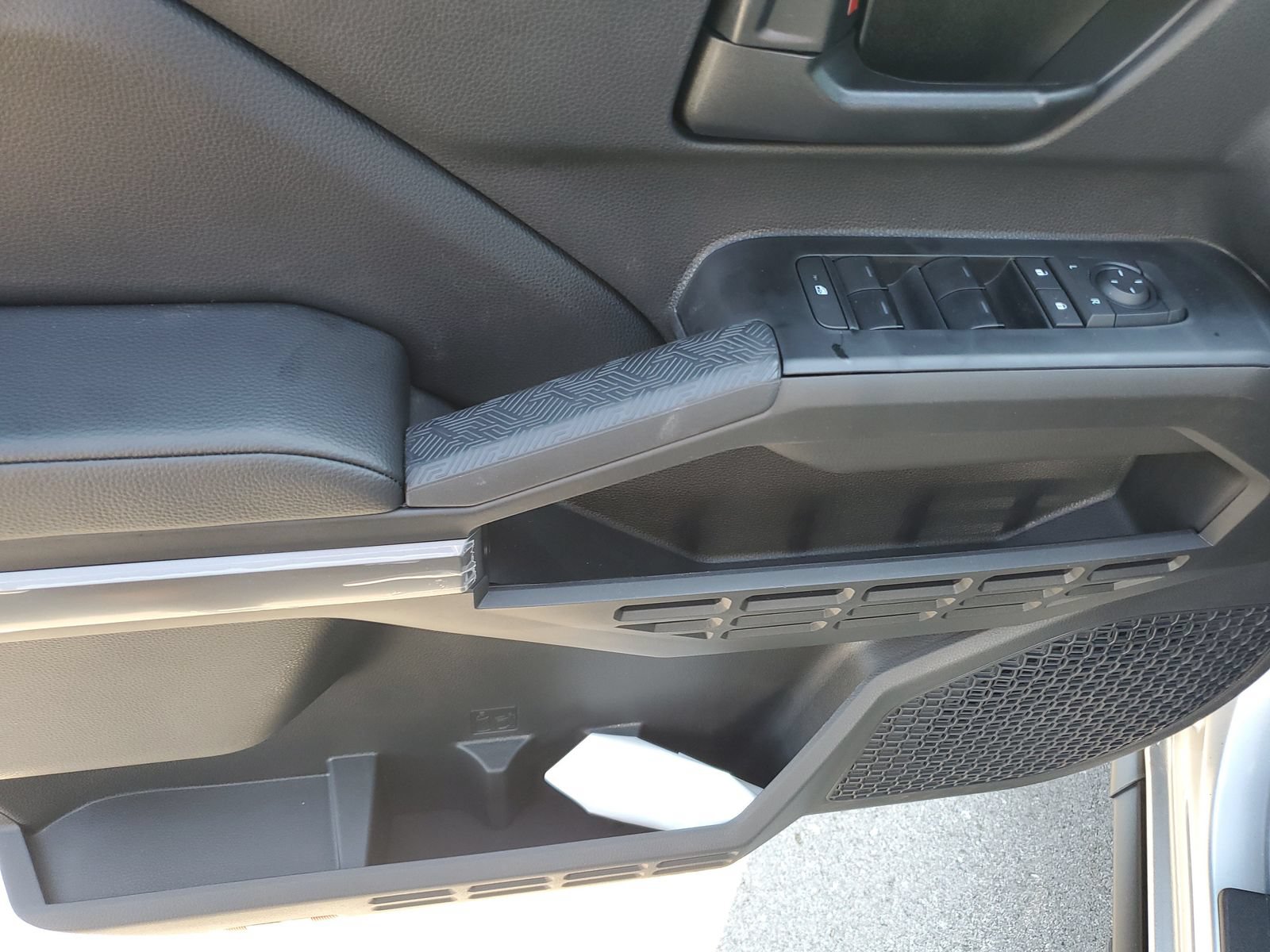 Certified 2026 Toyota Tacoma SR5 AWD/4WD image 19