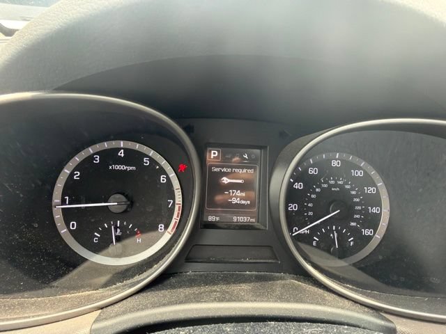 Used 2017 Hyundai Santa Fe SE FWD image 11
