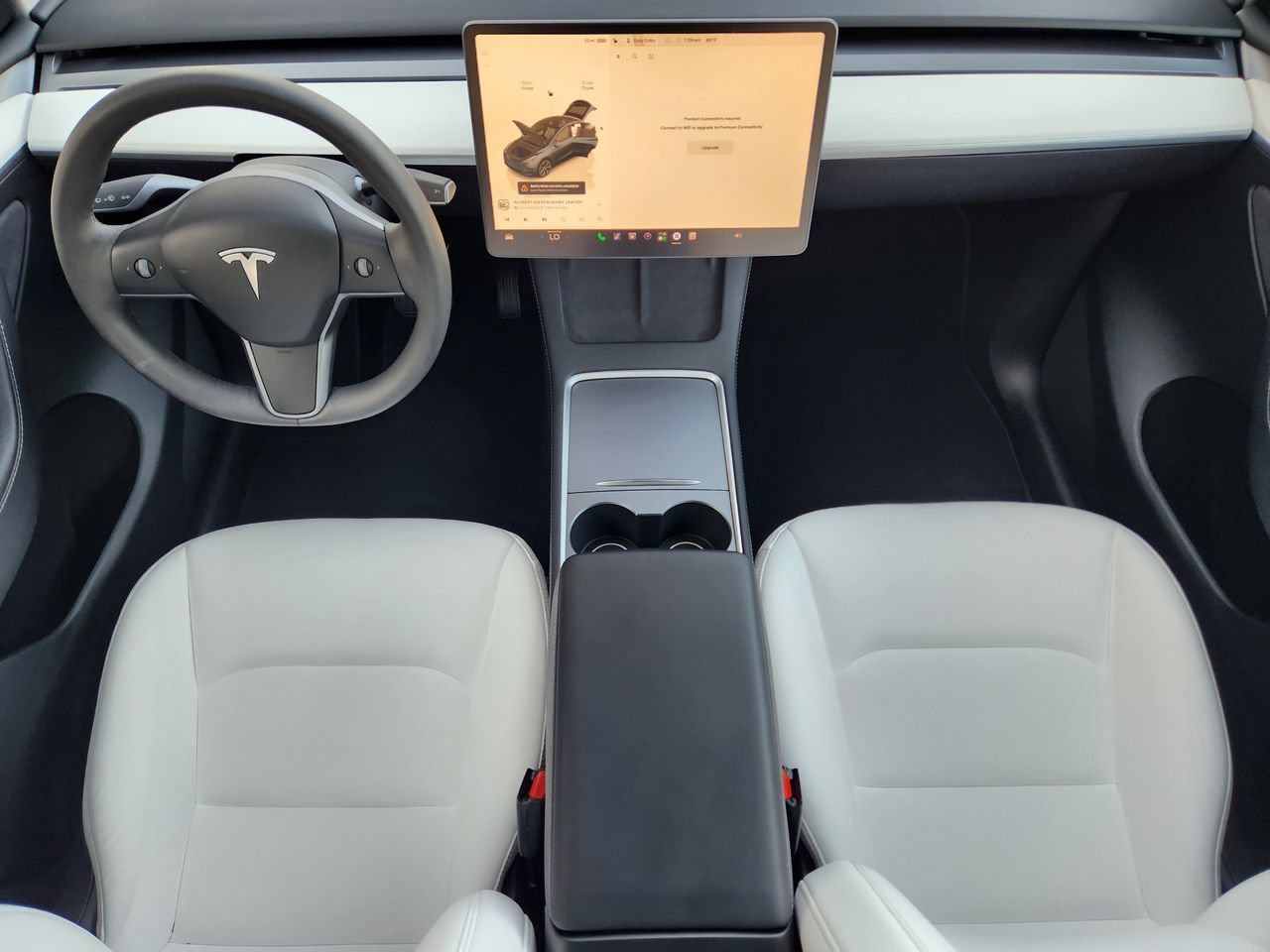 Used 2024 Tesla Model Y Long Range AWD/4WD image 23