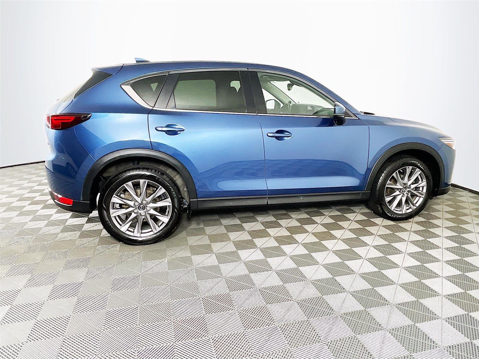Used 2019 MAZDA CX-5 Grand Touring image 11