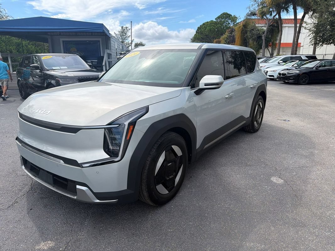 Used 2024 Kia EV9 Light Long Range