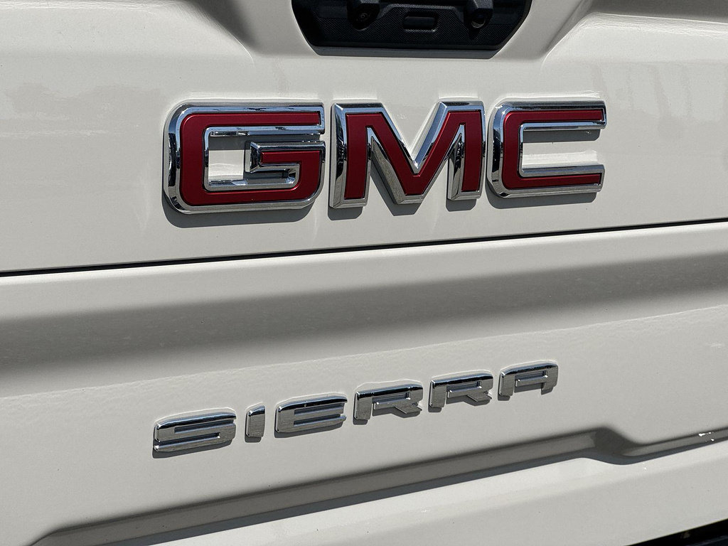 New 2026 GMC Sierra 2500 AT4 w/ AT4 Premium Plus Package AWD/4WD image 4