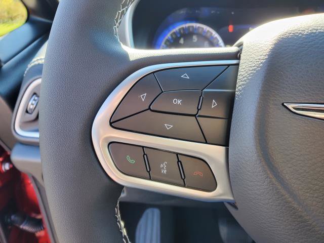 New 2026 Chrysler Pacifica Select image 10