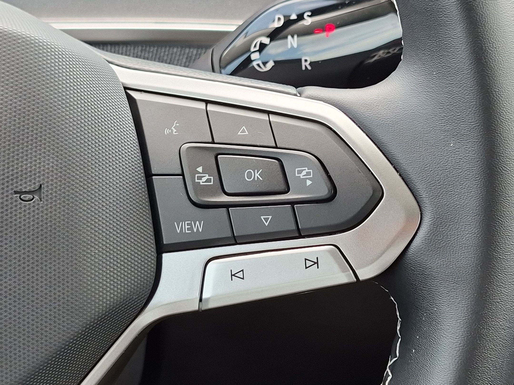 Used 2026 Volkswagen Tiguan S FWD image 19