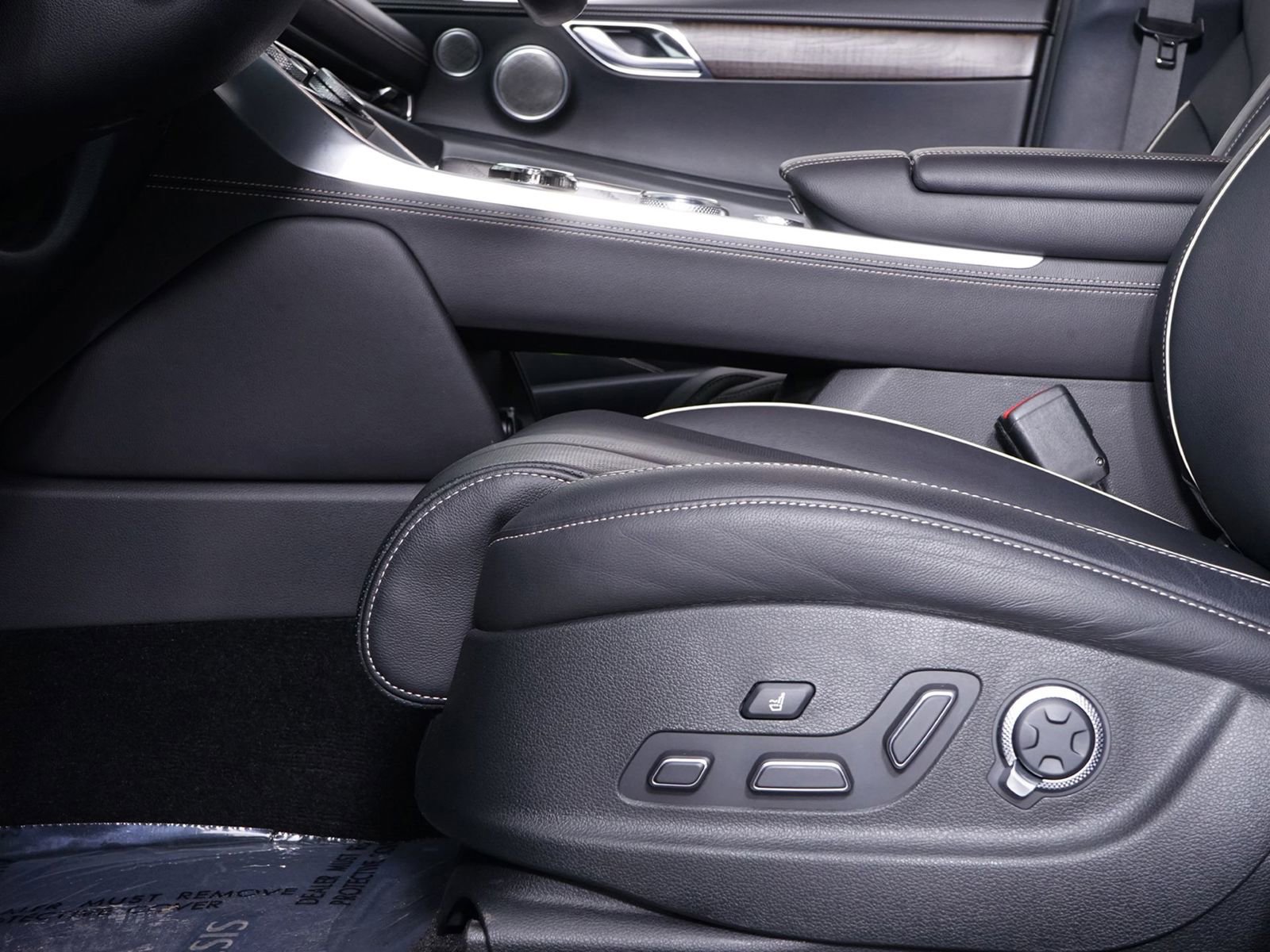 Used 2023 Genesis GV80 2.5T w/ Prestige 20" Package image 25