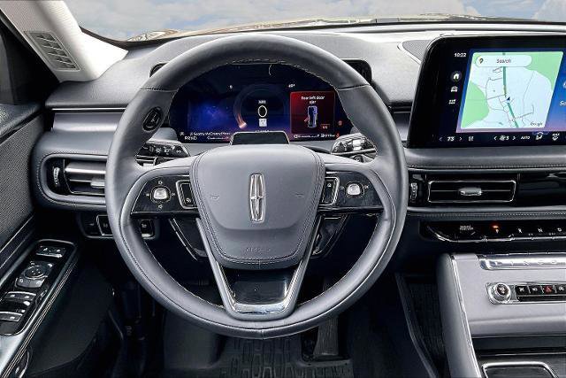 Used 2025 Lincoln Aviator Premiere Utility image 8