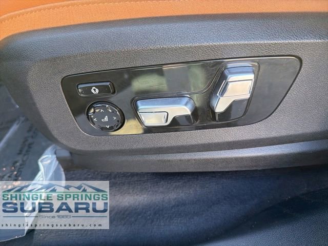 Used 2019 BMW X5 xDrive50i w/ M Sport Package image 59