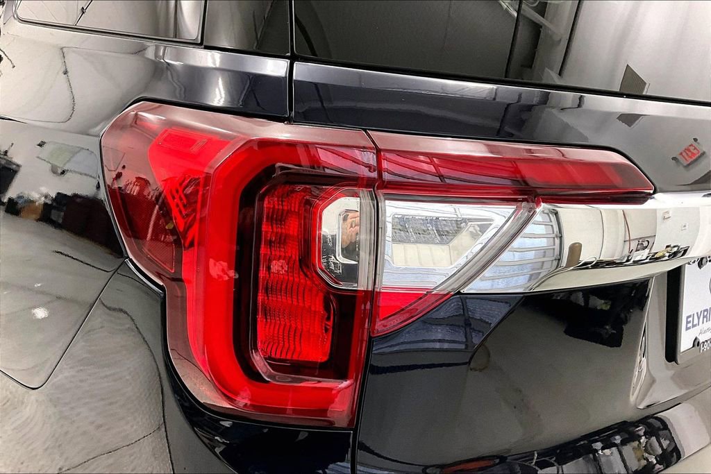 Used 2021 GMC Acadia SLE image 32