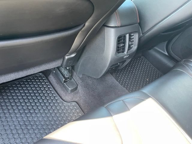 Used 2019 Jeep Cherokee Trailhawk w/ Comfort/Convenience Group AWD/4WD image 31