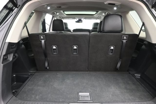 Used 2025 Honda Pilot Touring image 24