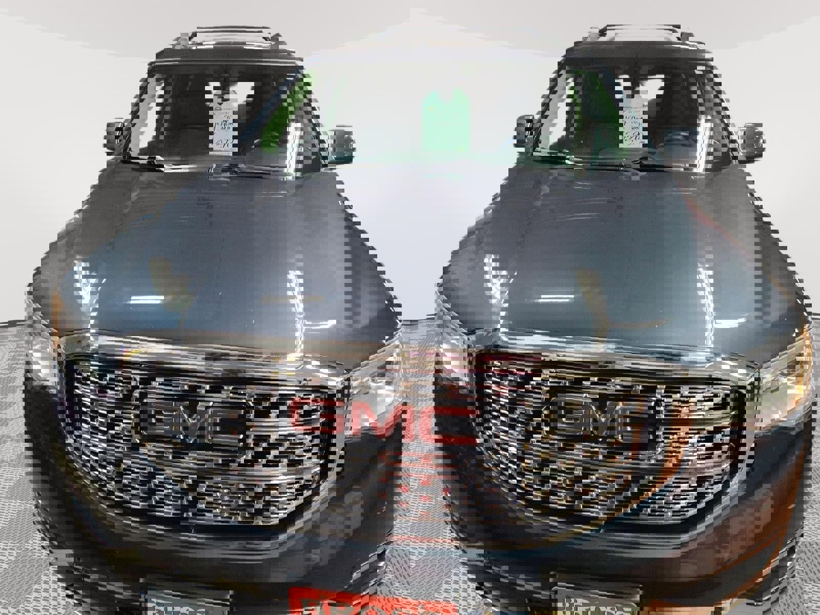 Used 2019 GMC Acadia Denali w/ Technology Package image 3