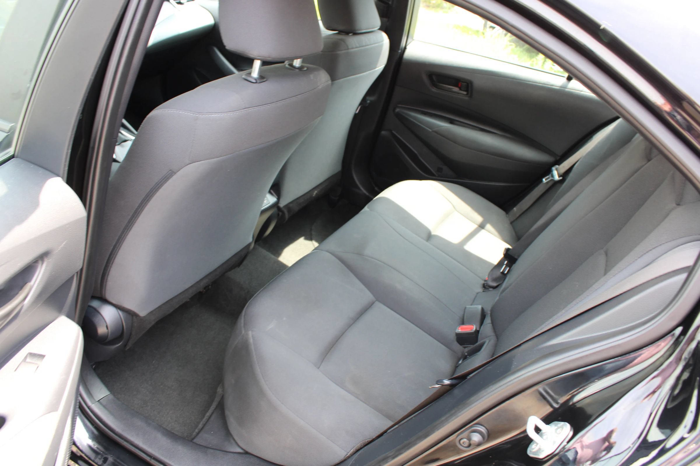Used 2023 Toyota Corolla LE FWD image 19