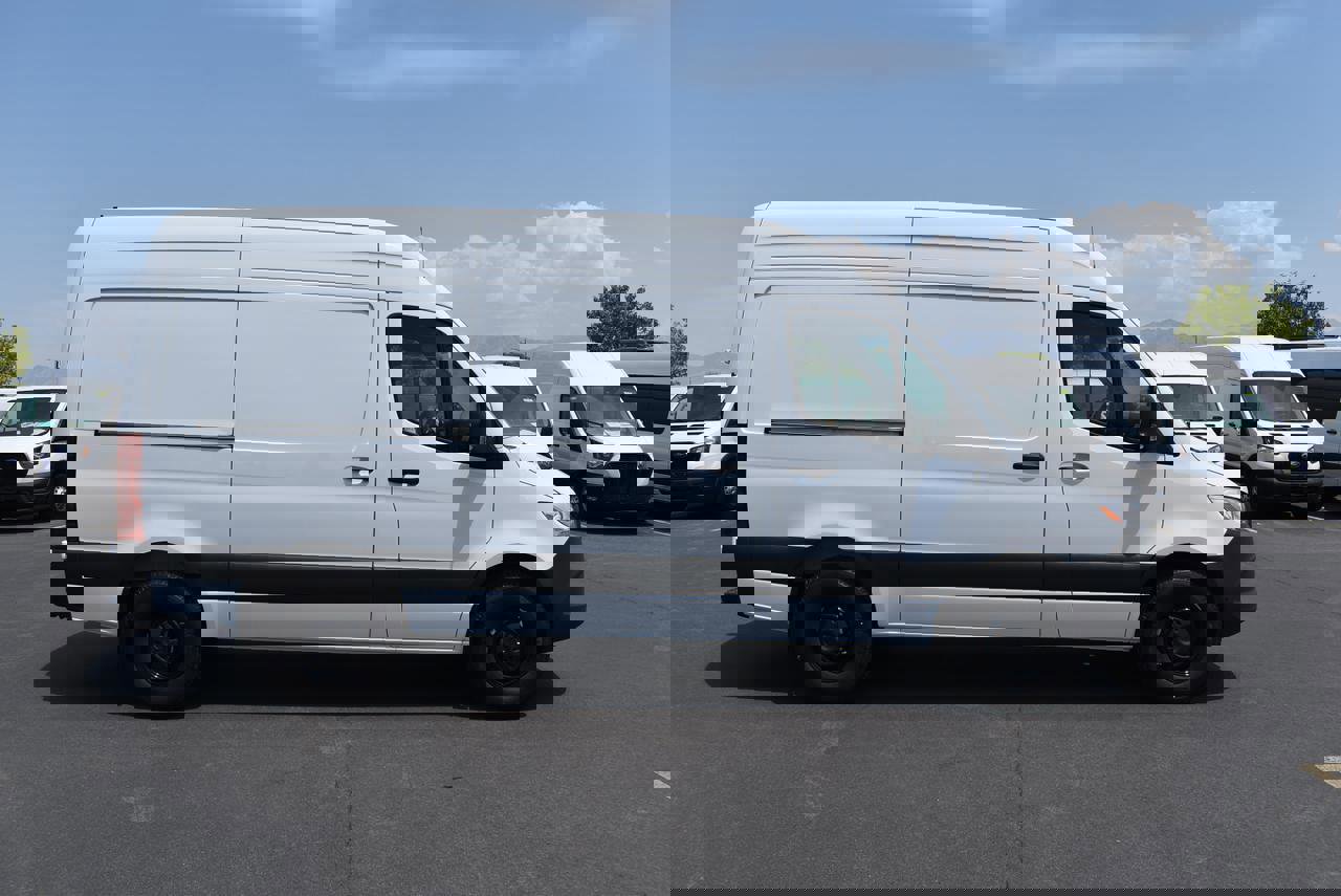New 2025 Mercedes-Benz Sprinter 2500 image 5