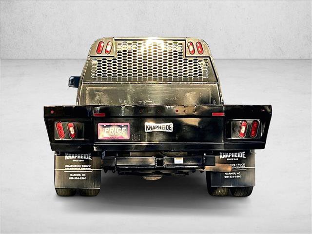 Used 2021 RAM 3500 Tradesman w/ Chrome Appearance Group image 4