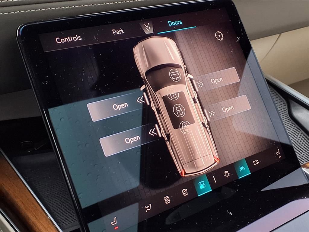 Used 2025 Cadillac Escalade Sport Platinum w/ LPO, ONYX Package image 24