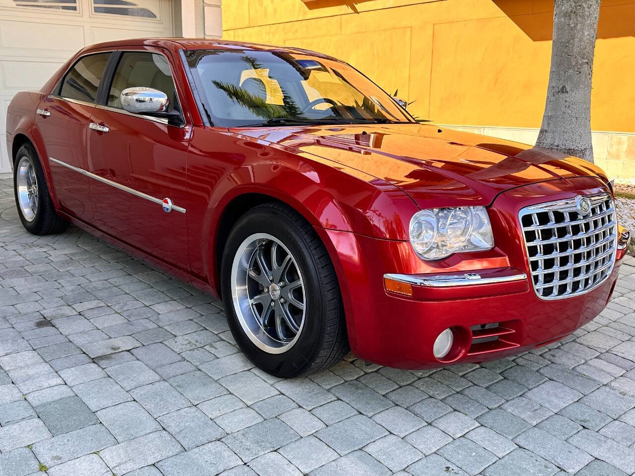 Used 2006 Chrysler 300 C RWD image 34