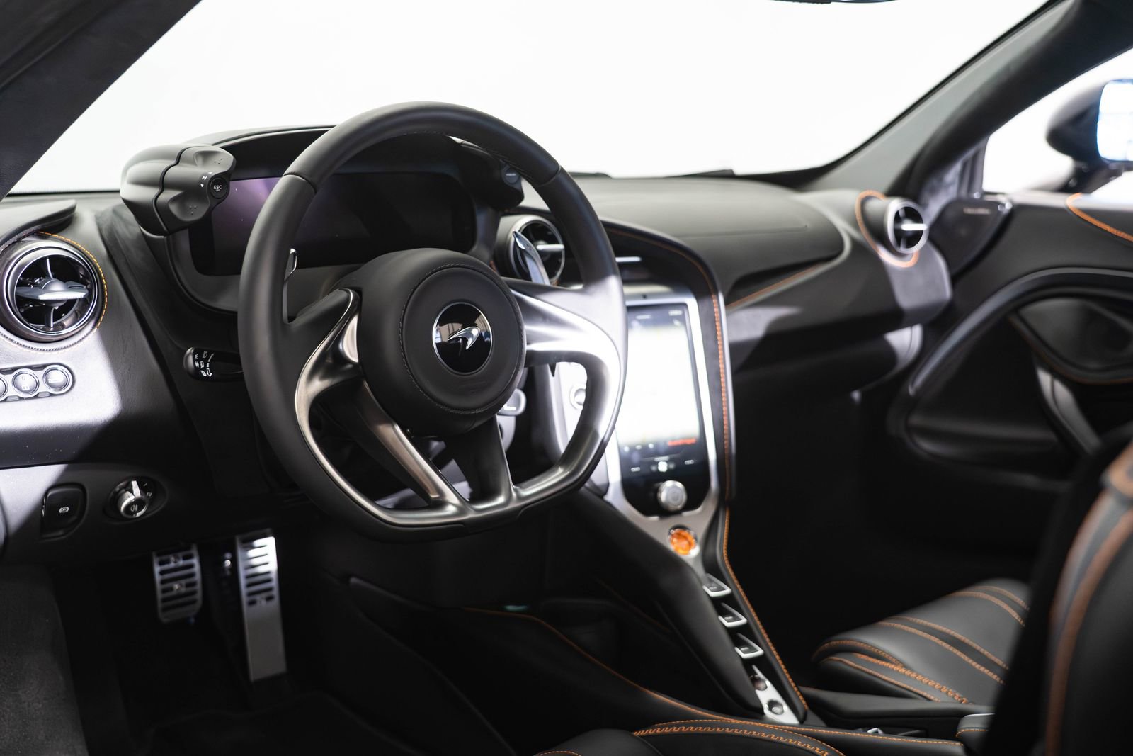 Used 2025 McLaren 750S Spider image 21