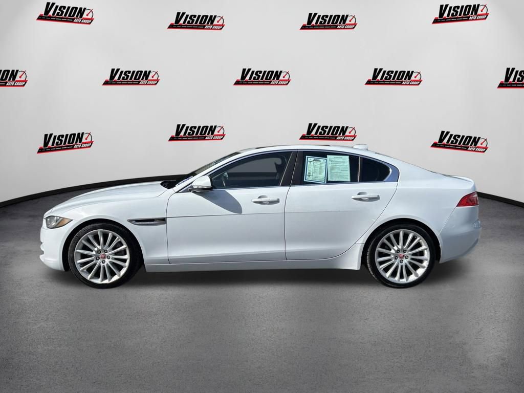 Used 2018 Jaguar XE Portfolio RWD image 7