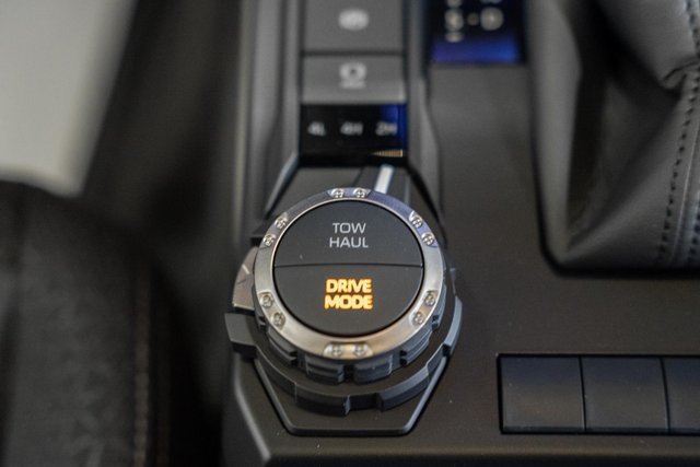 New 2026 Toyota 4Runner SR5 AWD/4WD image 26