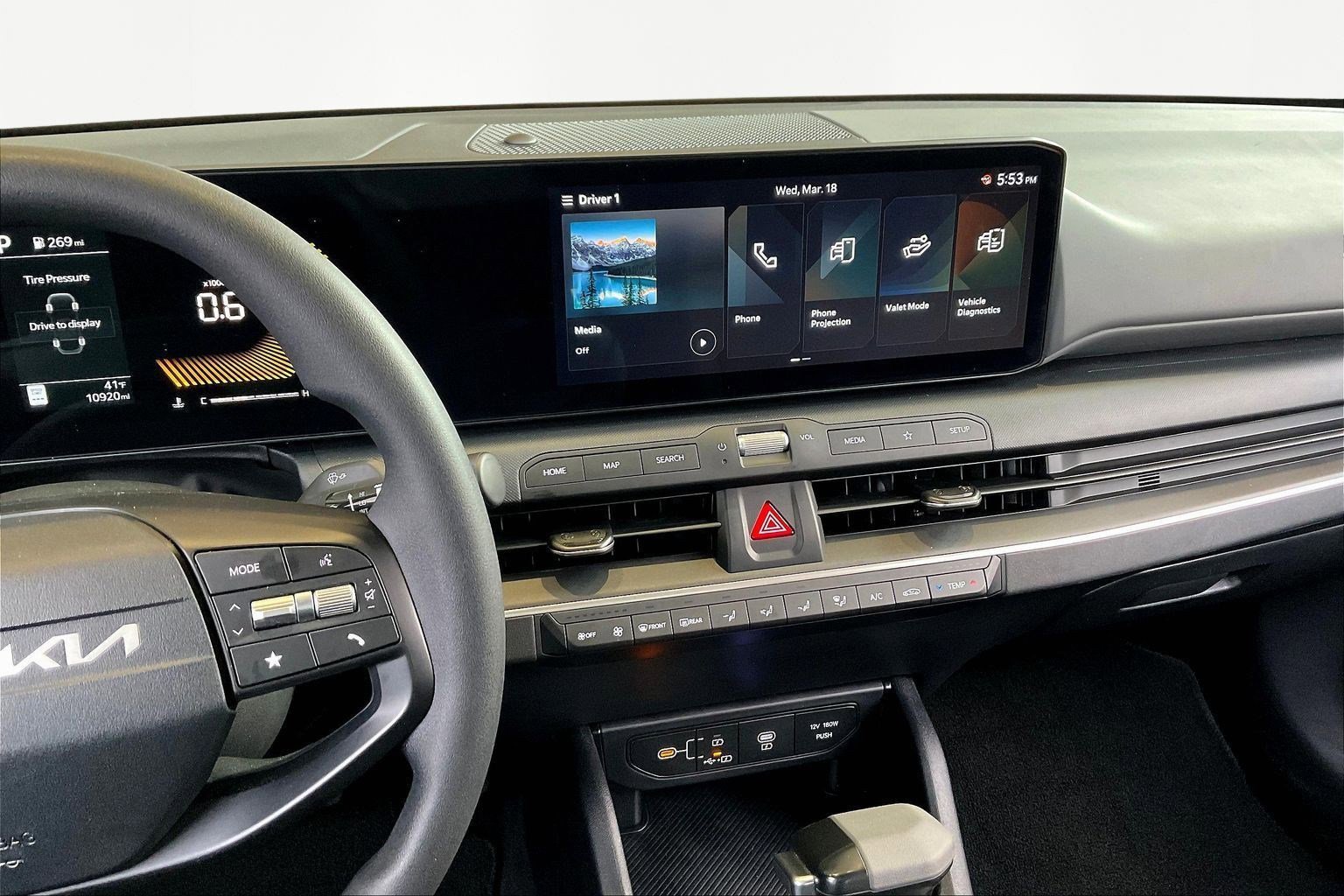 Used 2025 Kia K4 LXS image 10