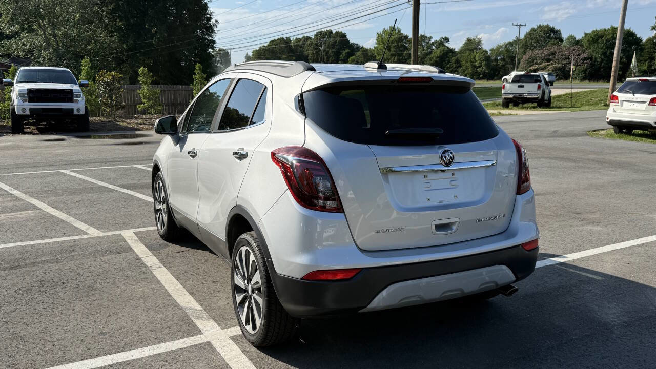 Used 2018 Buick Encore Essence FWD image 6