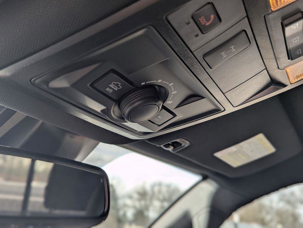 Used 2023 Toyota Tacoma TRD Off-Road w/ TRD Premium Off Road Package image 25