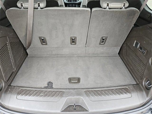 Used 2021 Chevrolet Tahoe LT w/ LT Signature Package image 34