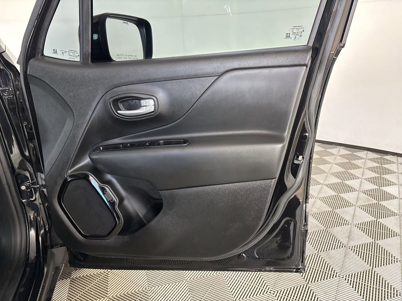 Used 2023 Jeep Renegade Altitude w/ Sun/Sound Group image 25