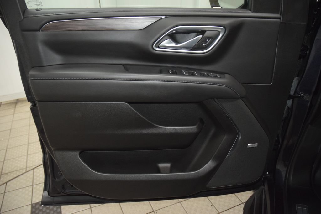 Used 2023 Chevrolet Tahoe LT w/ LT Signature Package AWD/4WD image 48