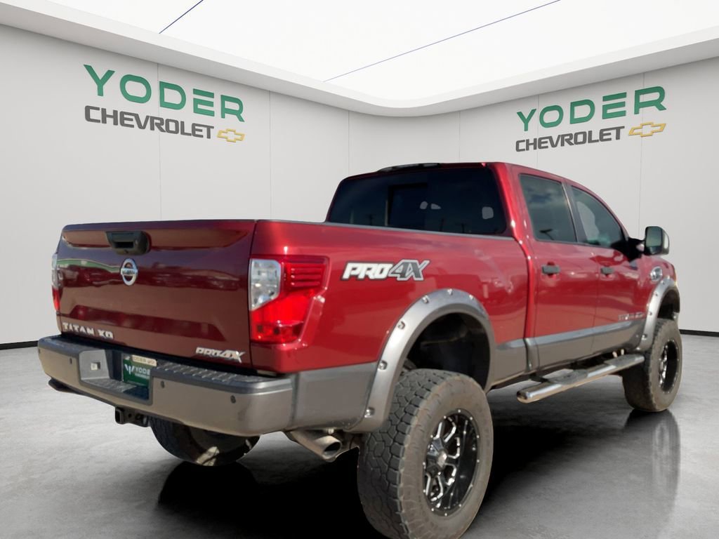 Used 2017 Nissan Titan PRO-4X w/ Pro-4x Convenience Package AWD/4WD image 7