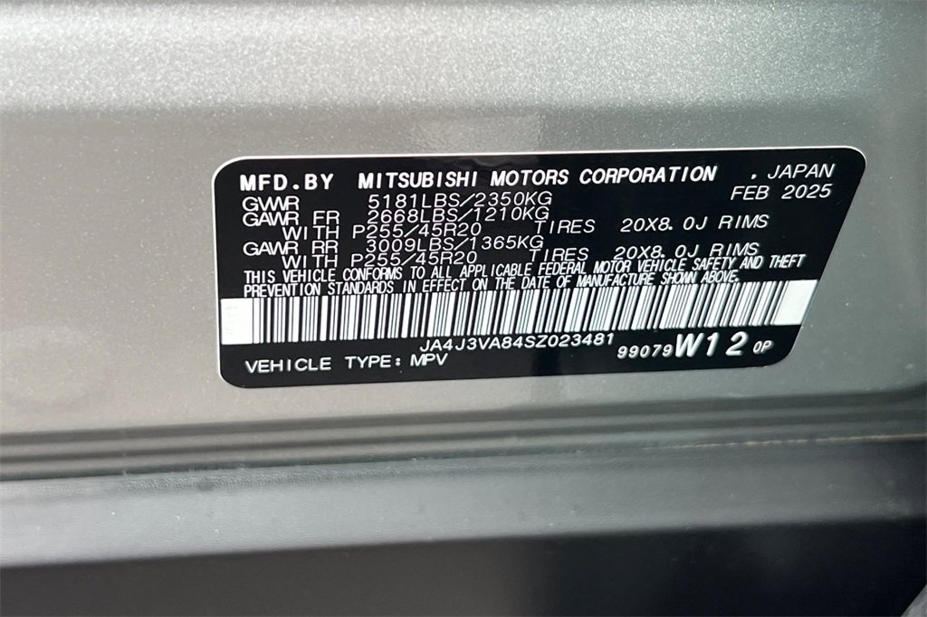 New 2025 Mitsubishi Outlander SE image 26
